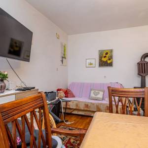 GRAD KRK - Kuća s tri apartmana