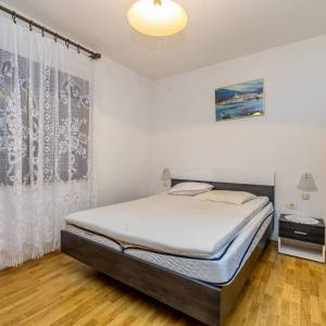 GRAD KRK - Kuća s tri apartmana