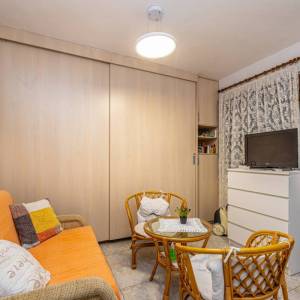 GRAD KRK - Kuća s tri apartmana