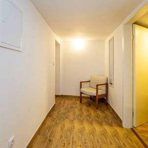 GRAD KRK , okolica - Dvojna kuća s bazenom na mirnoj lokaciji