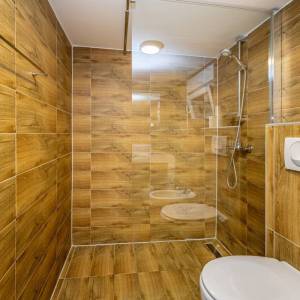 GRAD KRK , okolica - Dvojna kuća s bazenom na mirnoj lokaciji