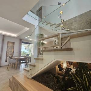 GRAD KRK, šire područje - Moderna vila s bazenom