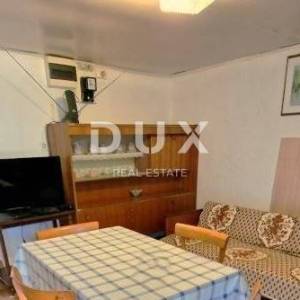 GRAD KRK, VRH - Autentična kamena kuća za obnovu