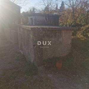 GRAD KRK, VRH - Autentična kamena kuća za obnovu