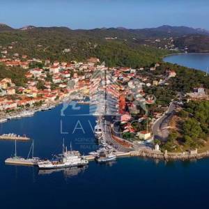 Građ. zemljište s ishodovanom dozvolom, 25m od mora - Sali