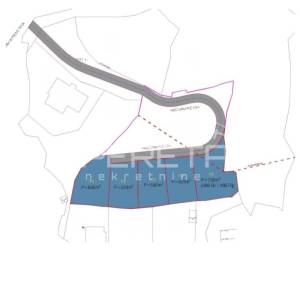 Građevinska parcela 635 m² uz pristupni put – odlična za investitore i obitelji