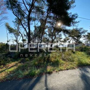 Građevinska parcela uz more i pogledom na more, 721 m2, Nečujam, Šolta