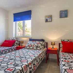 Građevinski kompleks sa dvije obiteljske kuće i poslovno-stambenom zgradom