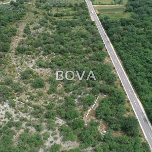 Građevinsko zemljište 1003 m2 – Slivnica *Odlična lokacija* (ID-2437/D)