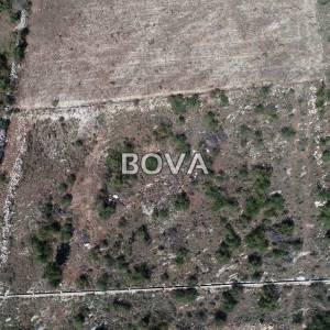 Građevinsko zemljište 1549 m2 – Zemunik *Pravilan oblik* (ID-2474/D)