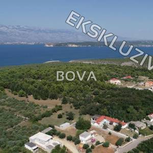 Građevinsko zemljište 500m2 – Vrsi *Centar mjesta* (ID-2555/E)