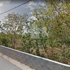 Građevinsko zemljište površine 1297m2 - Vrsi