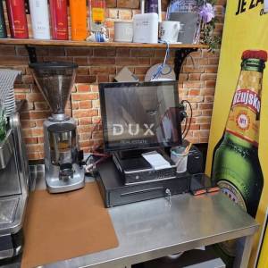 GROBNIK, JEDINSTVENA LOKACIJA - UHODANI RESTORAN, PRODAJA !