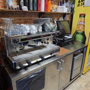 GROBNIK, JEDINSTVENA LOKACIJA - UHODANI RESTORAN, PRODAJA !