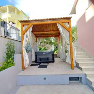 Hrvatska, Čiovo, Okrug Gornji, Kuća 435 m2, Samo 150 metara od Mora