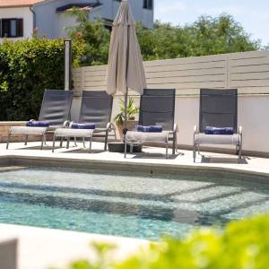 Hrvatska, Poreč, Varvari – potpuno namještena luksuzna vila s bazenom, 280 m²