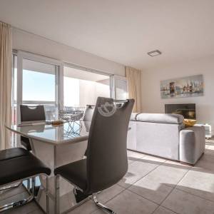 Hrvatska, Zadar, Sukošan – moderan dvosobni apartman (59,50 m²) s pogledom na more i korištenjem bazena