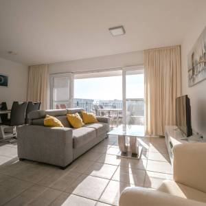 Hrvatska, Zadar, Sukošan – moderan dvosobni apartman (59,50 m²) s pogledom na more i korištenjem bazena