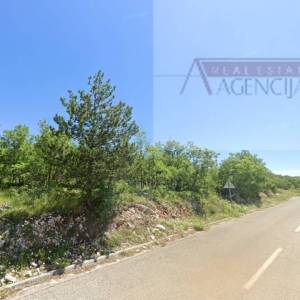 Imotski 1526 m2 građevinsko zemljište - novo u ponudi