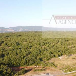 Imotski 2029 m2 građevinsko zemljište - otvoren pogled - novo