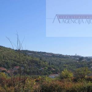 Imotski 3238 m2 građevinsko zemljište Glavina Donja