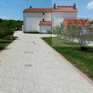 Imotski - Cista Provo vila  sa bazenom 742 m2 - sniženo