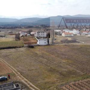 Imotski Donji Proložac 1900 m2 građevinsko zemljište - novo