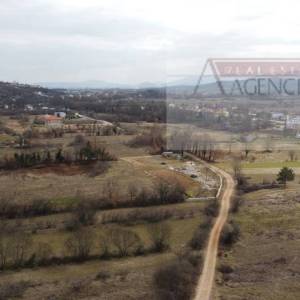 Imotski Donji Proložac 1900 m2 građevinsko zemljište - novo