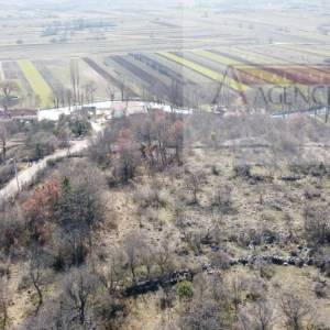 Imotski Glavina Donja građevinsko zemljište 4500 m2