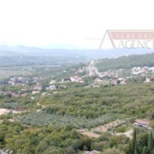 Imotski građevinsko zemljište 1571 m2 Vinjani Donji