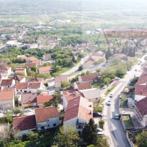 Imotski građevinsko zemljište 1176 m2 Modro jezero - TOP PONUDA!