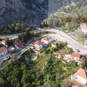 Imotski građevinsko zemljište 1176 m2 Modro jezero - TOP PONUDA!