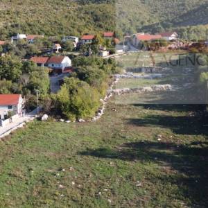 Imotski građevinsko zemljište 7665 m2 - novo - TOP