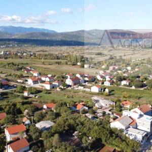 Imotski građevinsko zemljište 7665 m2 - novo - TOP