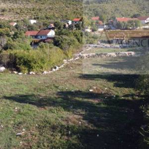 Imotski građevinsko zemljište 7665 m2 - novo - TOP