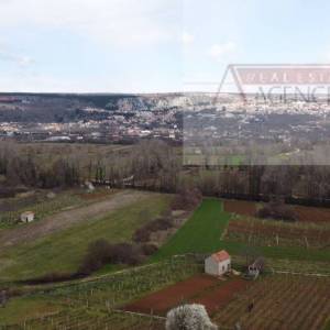 Imotski Kamenmost građevinsko zemljište 800 m2