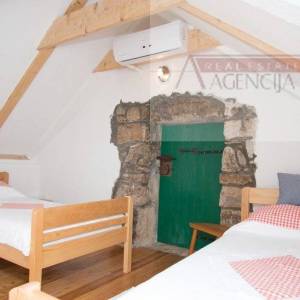 Imotski kompleks kuća za odmor - top lokacija - intima