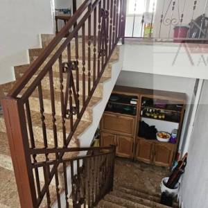 Imotski kuća u centru grada 380 m2