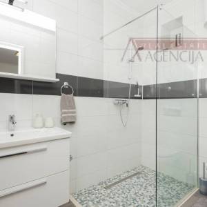 Imotski kuća za odmor 338 m2 + bazen 40 m2 - novo u ponudi