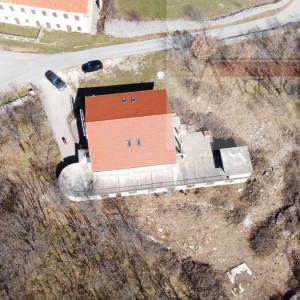 Imotski Lovreć stambeno-poslovni objekt 700 m2 - NOVO