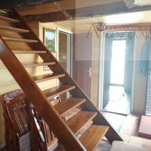 Imotski Lovreć uređena kamena kuća sa okućnicom