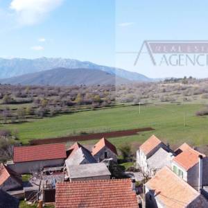 Imotski - Mrnjavci kamena kuća 68 m2 + okućnica