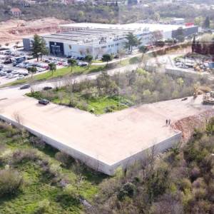 Imotski najam građevinskog zemljišta 2000 m2 - NOVO!!!