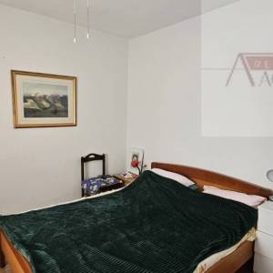 Imotski obiteljska kamena kuća 250 m2 + okućnica 1209 m2 Drum