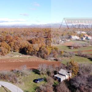 Imotski objekt + građevinsko zemljište 2413 m2 Proložac Gornji