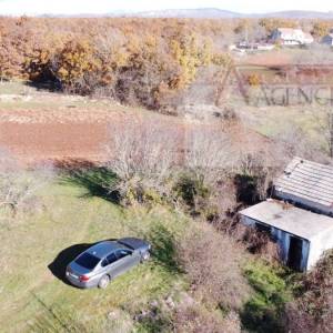 Imotski objekt + građevinsko zemljište 2413 m2 Proložac Gornji