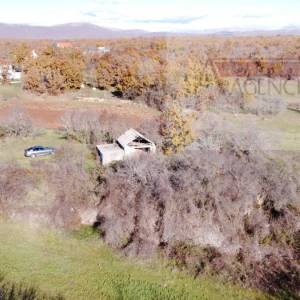 Imotski objekt + građevinsko zemljište 2413 m2 Proložac Gornji