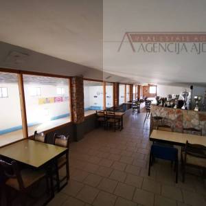 Imotski poslovni objekt 635 m2 sa zemljištem 1950 m2