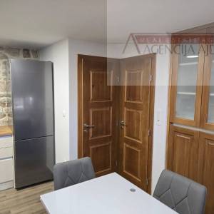 Imotski renovirana kamena kuća - vrhunska nekretnina - novo!