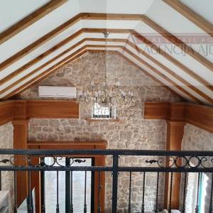 Imotski renovirana kamena kuća - vrhunska nekretnina - novo!